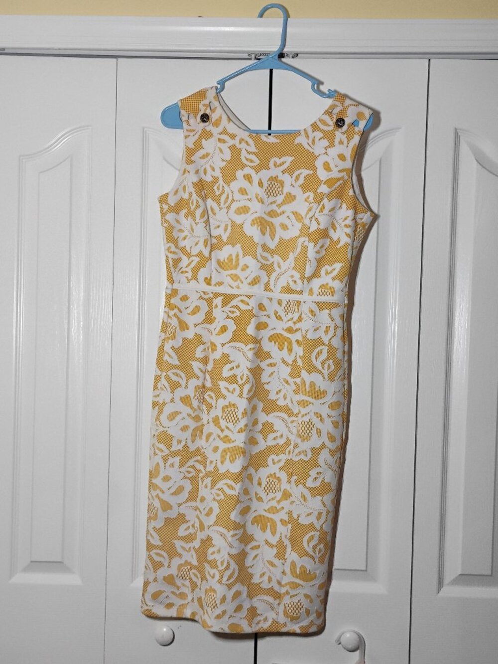 Kate & Lily Floral Lace Sheath Dress - Vibrant Yellow & White Size 6